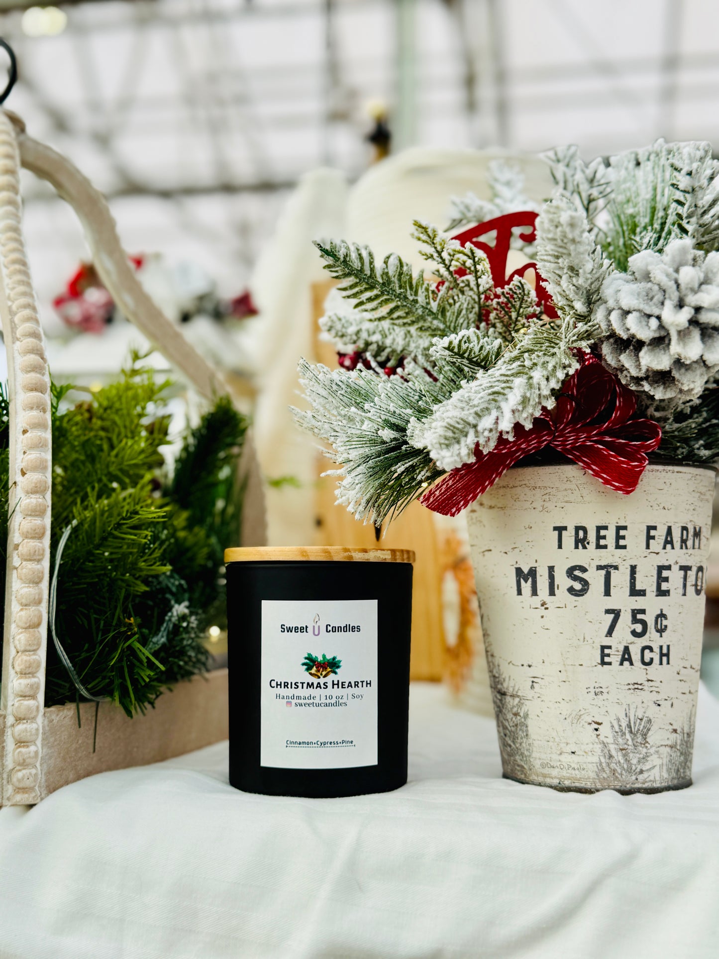 Mistletoe 10 oz Soy Candle - Sweet U Candles